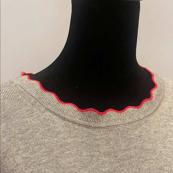 Gray Sweater with Red Trim banana republic small - Picture 2 of 2